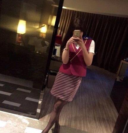 最新空姐门视频引发社会热议与讨论